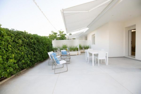 Residence BLANCO SEA 2 a 100 mt dalla spiaggia di Posto Vecchio Pescoluse Marina Di Pescoluse